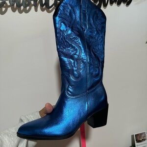 Women’s Metallic Blue Western Heeled Boot